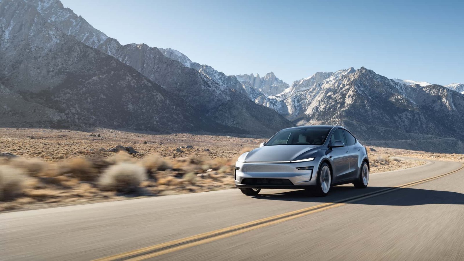 Tesla Model Y 2025, Dual Motor, 719 km Range, 7-Passenger Seating, Enhanced Autopilot
