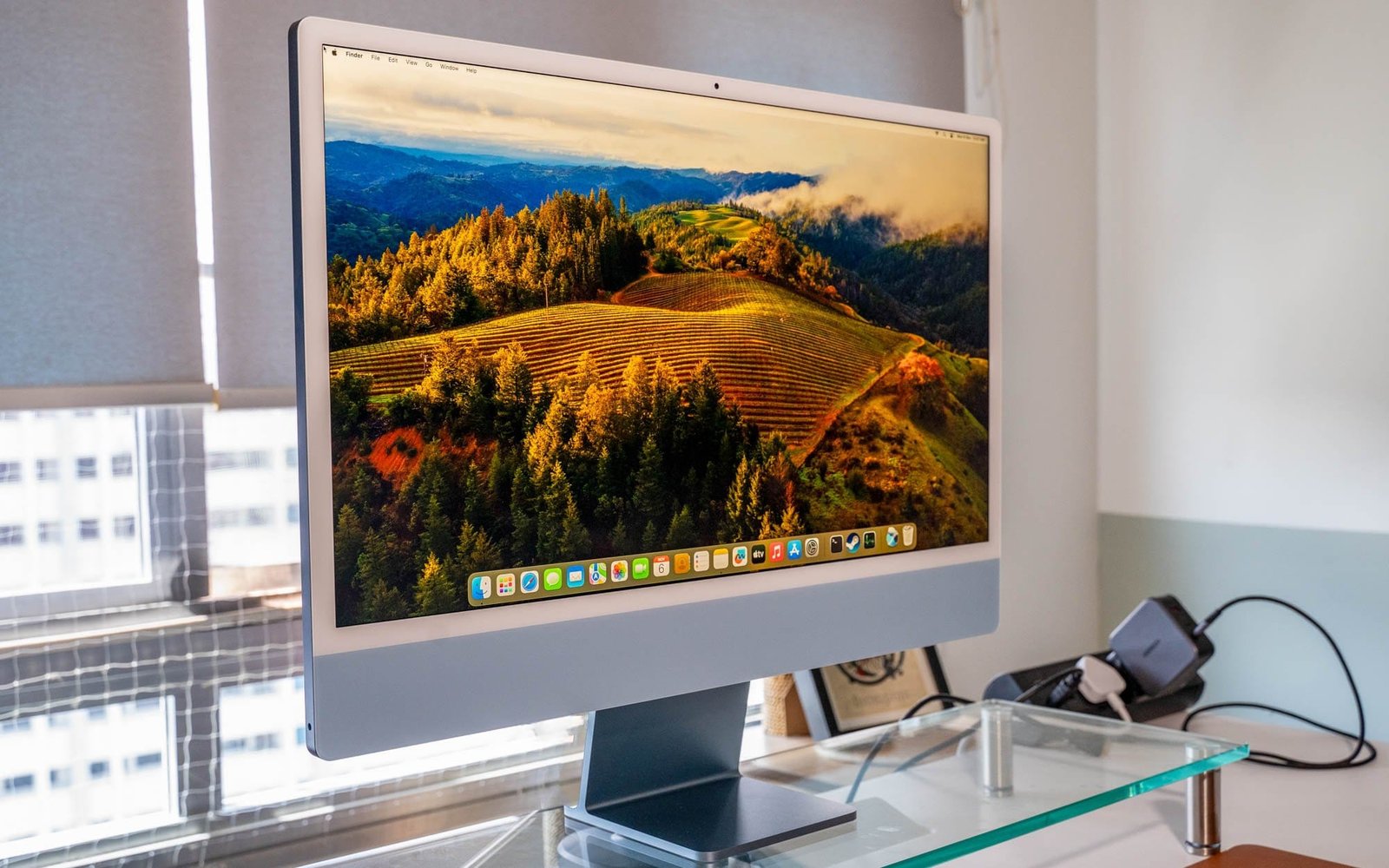 iMac 24 Inch (M3, 2023) – M3 Chip, RAM 8GB, 256GB SSD, 8-core GPU, macOS Sonoma